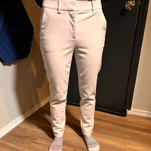 White House Black Market The Slim Ankle Women's Cream Pants